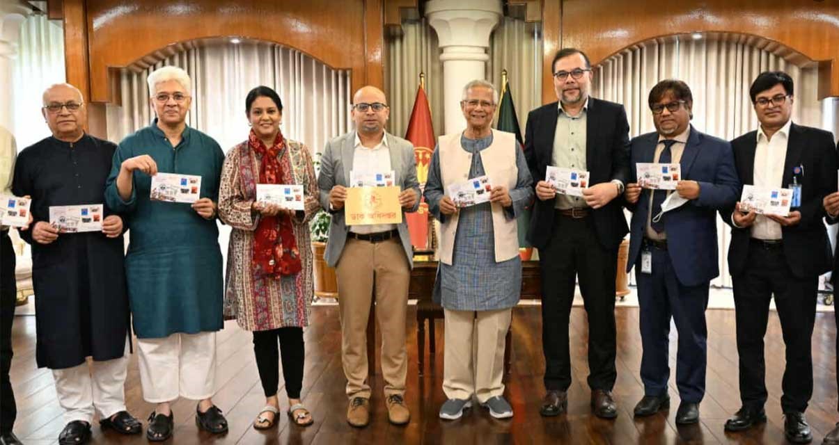 ‘জুলাই গণঅভ্যুত্থান দিবস ২০২৫’ উপলক্ষ্যে স্মারক ডাকটিকিট অবমুক্ত